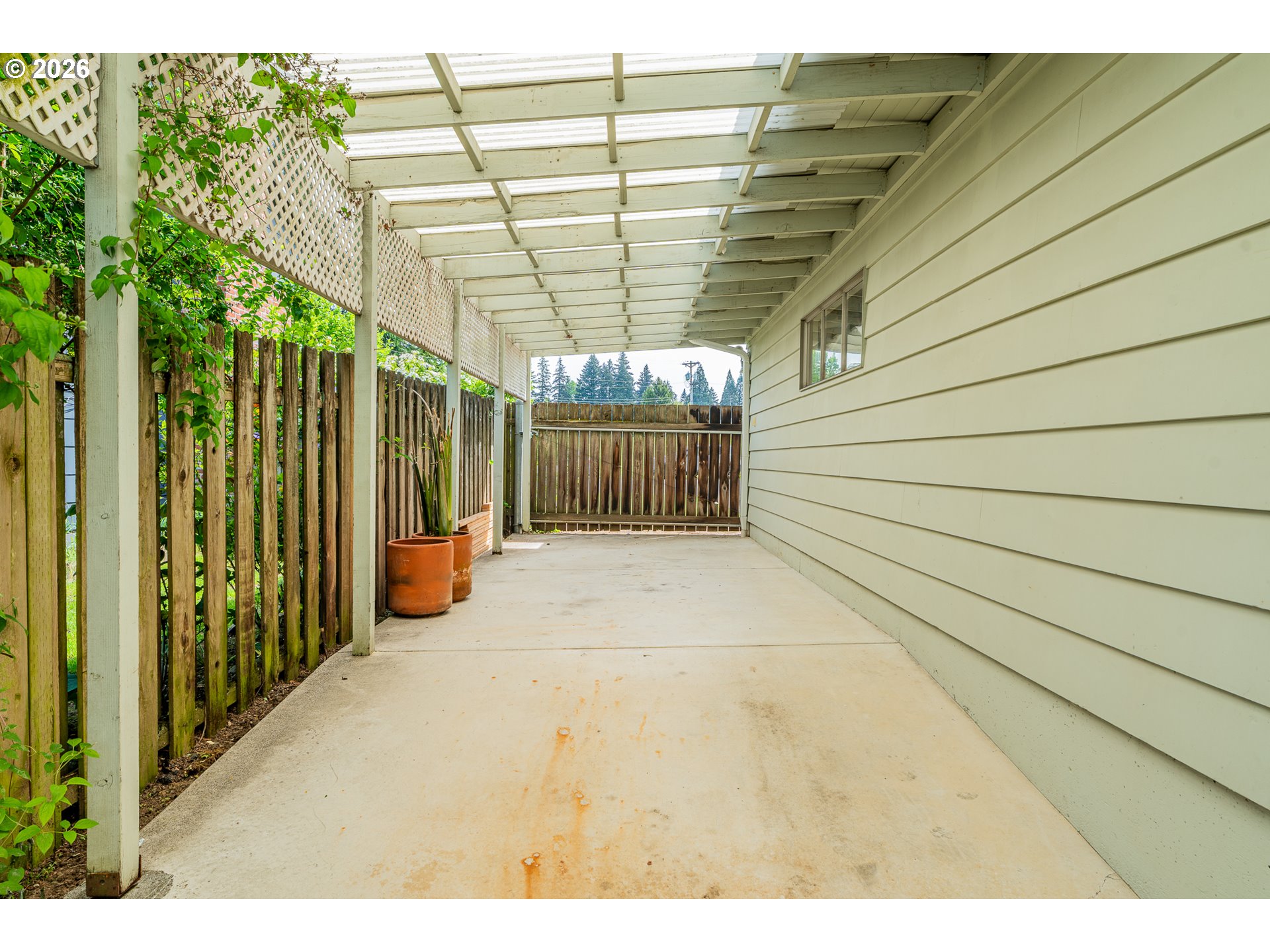 14045 Northeast Sacramento Street Portland, OR 97230 - Photo 34 of 43