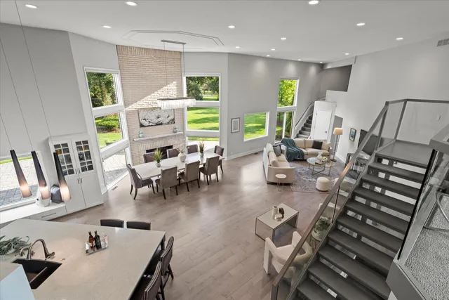 $1,999,000 | 1912 Midwest Club Parkway, Oak Brook, IL 60523