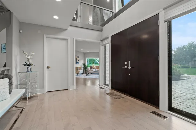 $1,999,000 | 1912 Midwest Club Parkway, Oak Brook, IL 60523