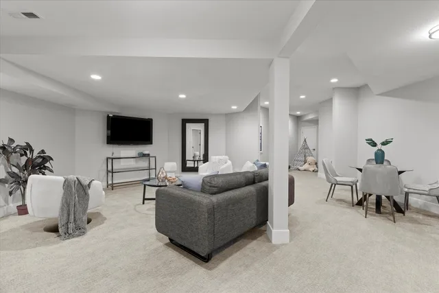 $1,999,000 | 1912 Midwest Club Parkway, Oak Brook, IL 60523