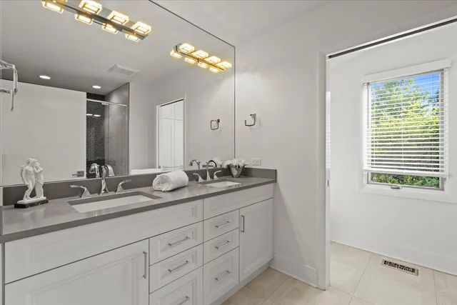 $1,999,000 | 1912 Midwest Club Parkway, Oak Brook, IL 60523