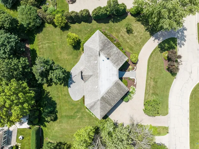 $1,999,000 | 1912 Midwest Club Parkway, Oak Brook, IL 60523