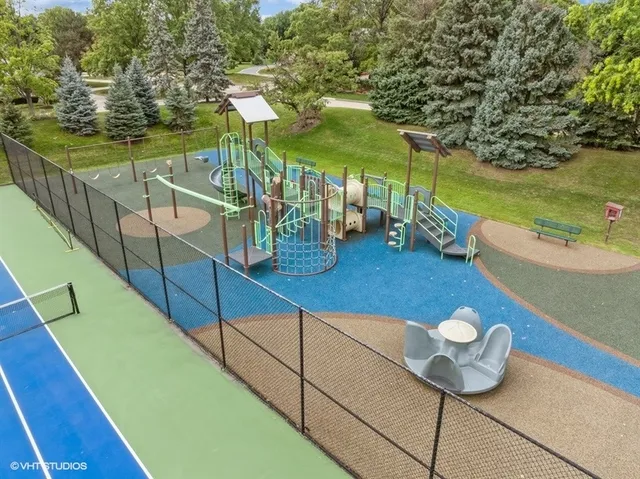 $1,999,000 | 1912 Midwest Club Parkway, Oak Brook, IL 60523