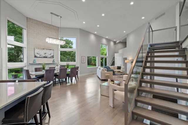 $1,999,000 | 1912 Midwest Club Parkway, Oak Brook, IL 60523