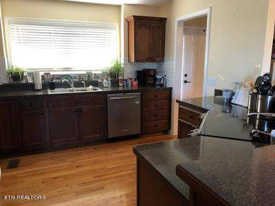 2846 Rhett Butler Drive Louisville, TN 37777 - Photo 9 of 20 08