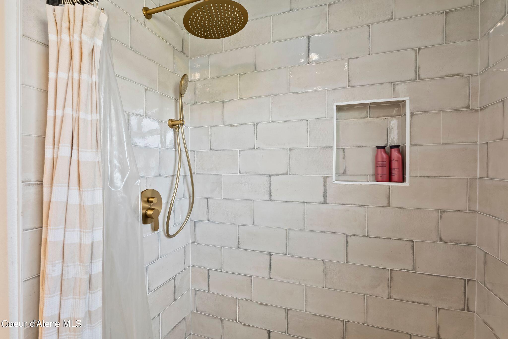 80 Bobtail Road Sandpoint, ID 83864 - Photo 35 of 55 40_DSC02105