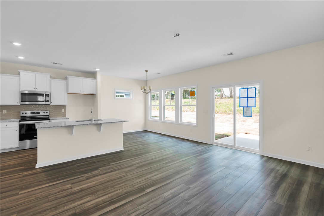 204 Brown Circle Easley, SC 29642 - Photo 4 of 18