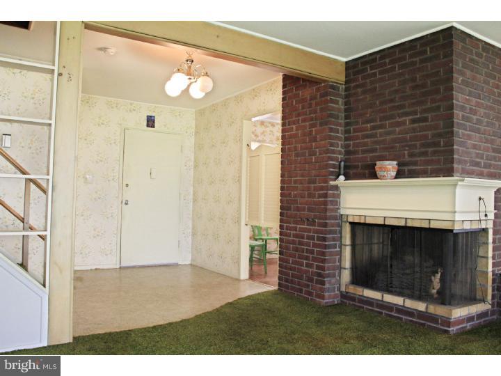 11 Four Leaf Road Levittown, PA 19056 - Photo 13 of 24