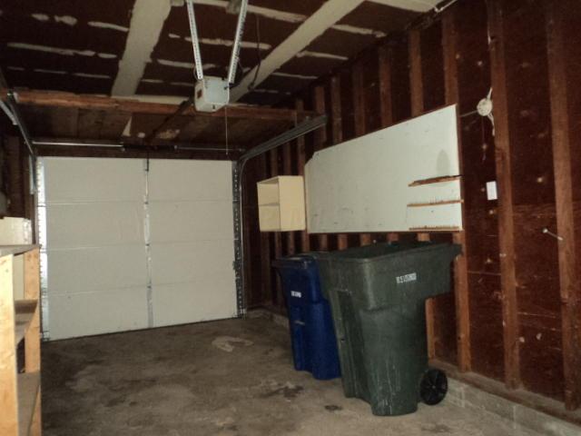 1163 Lockwood Road Columbus, OH 43227 - Photo 9 of 10