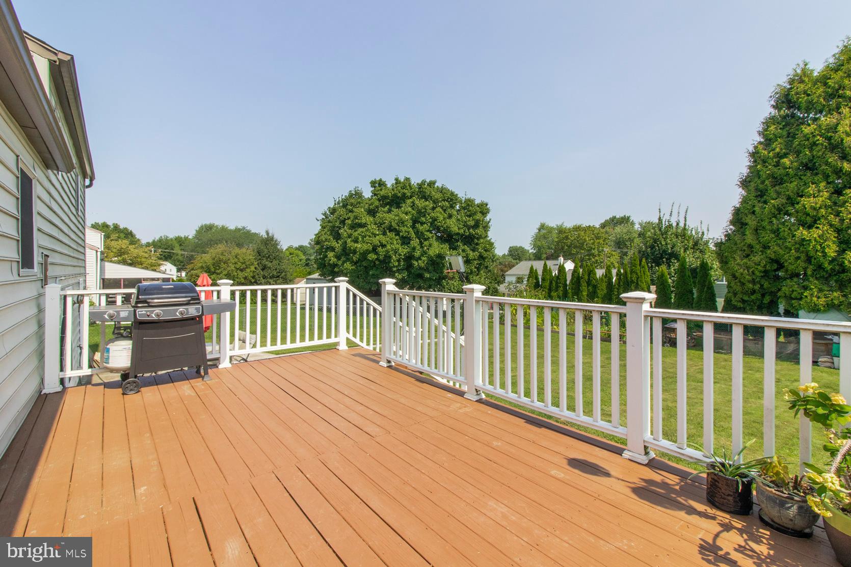 683 Stratford Road Warminster, PA 18974 - Photo 22 of 25 Gallery Image 22