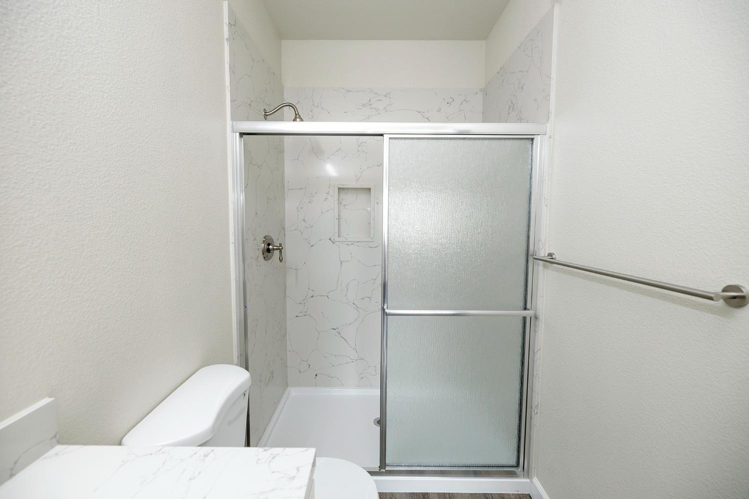 720 North 2nd Street Patterson, CA 95363 - Photo 76 of 84 Suite 5 Bath