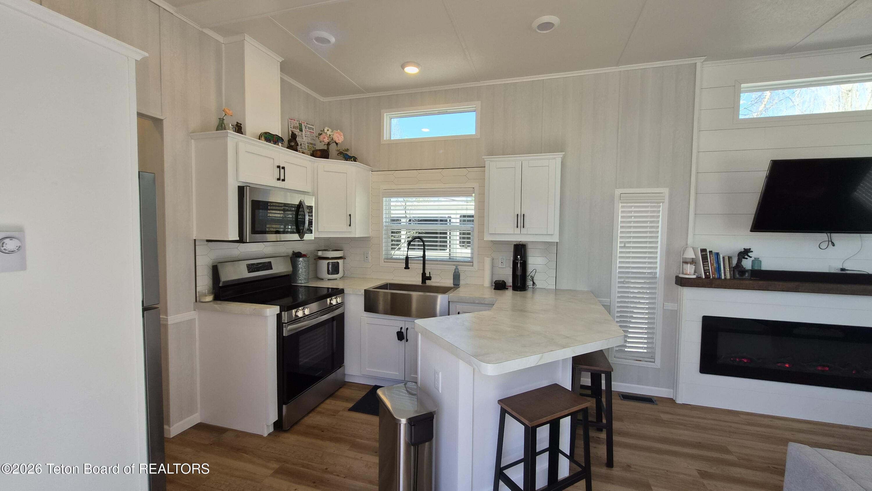 38 Muleshoe Road, Unit 204 Thayne, WY 83127 - Photo 4 of 14 20260420_141459