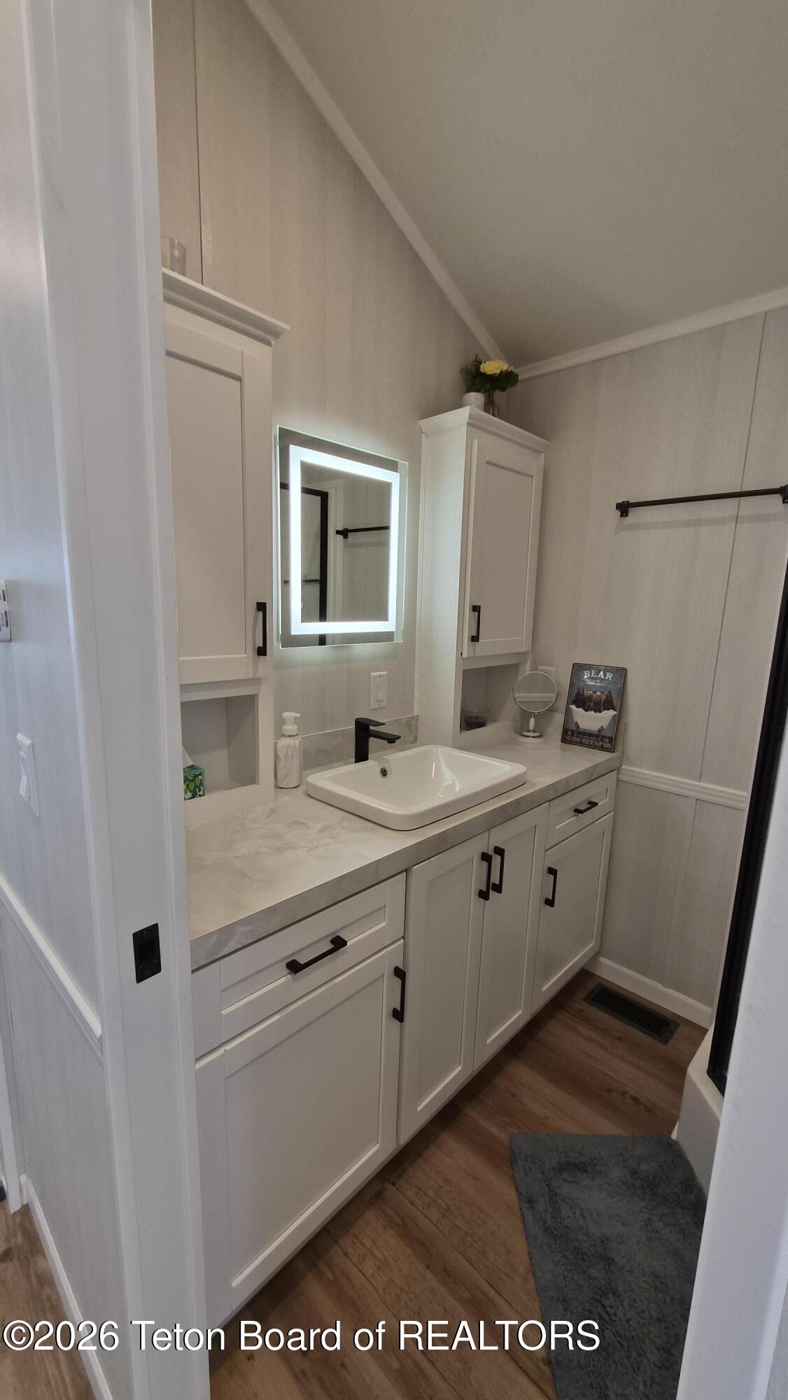 38 Muleshoe Road, Unit 204 Thayne, WY 83127 - Photo 9 of 14 20260420_141714