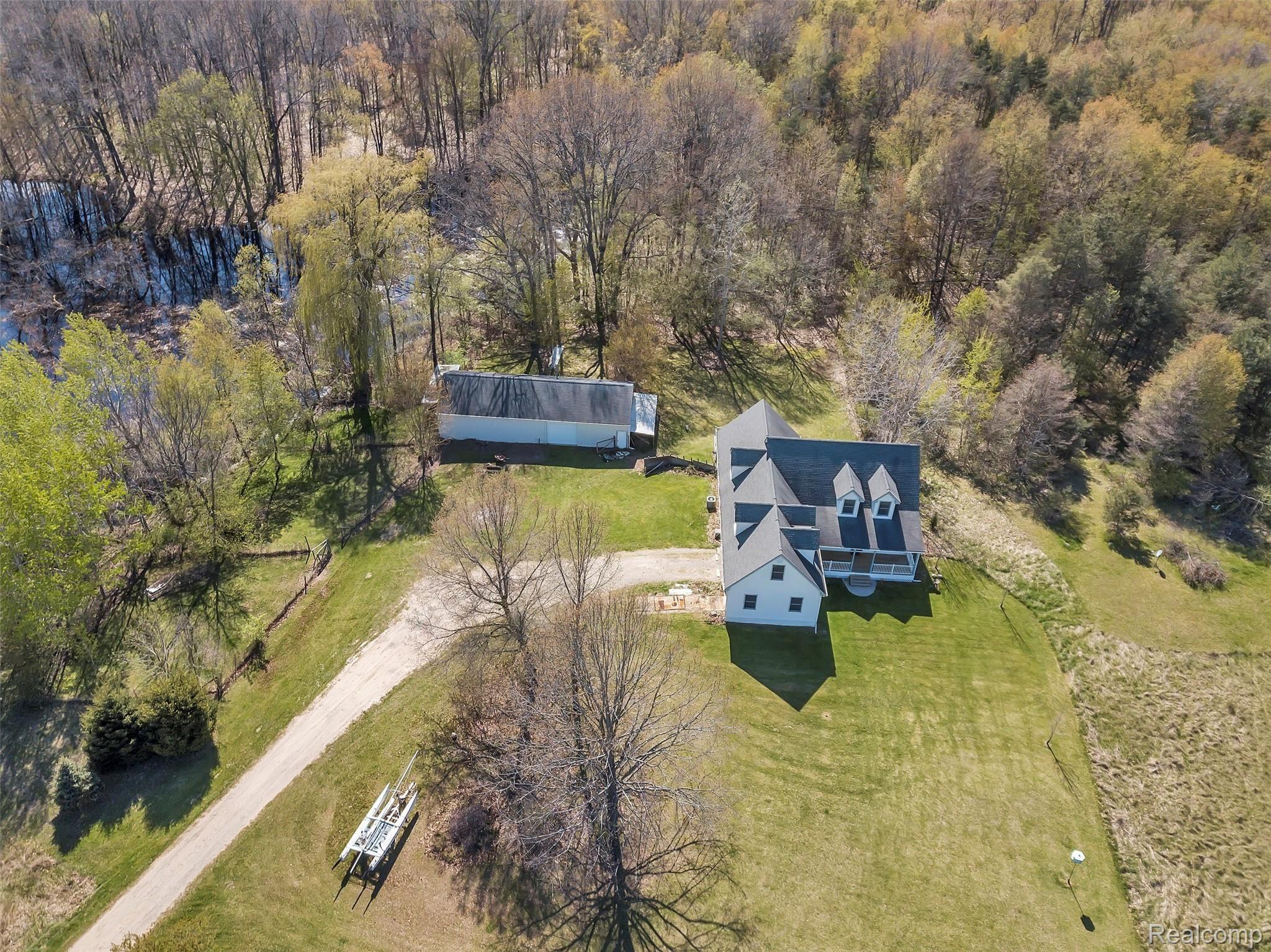 4101 North Nicholson Road Fowlerville, MI 48836 - Photo 57 of 68 57_4101NicholsonRdWindowStillRealEstatePhotography57_mls.jpg