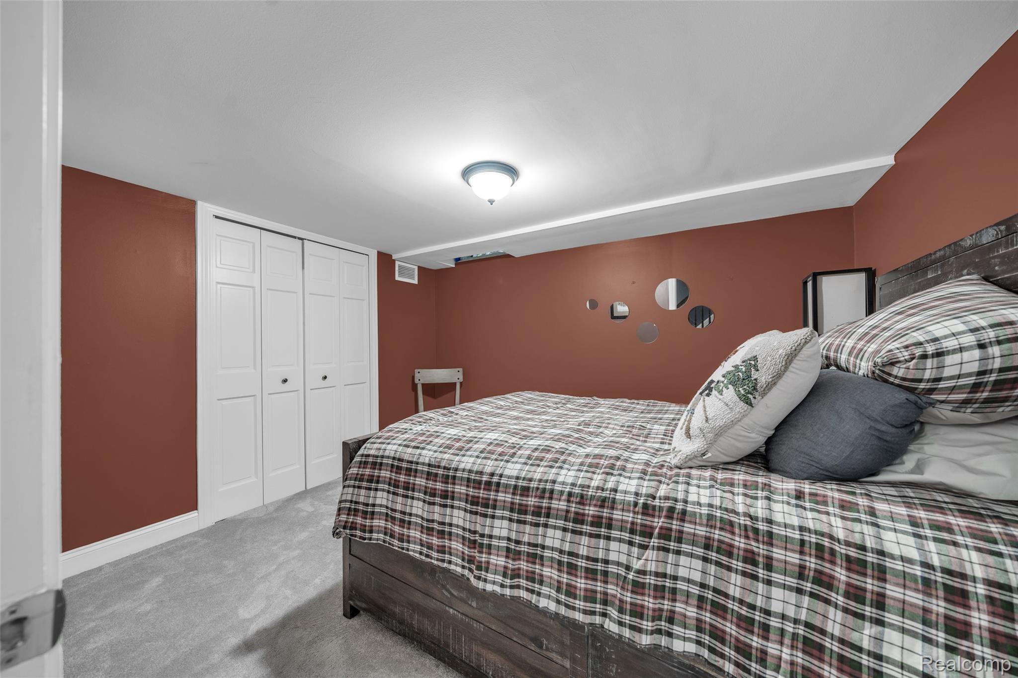 3985 South Ellamae Road Oakland, MI 48363 - Photo 39 of 64 Lower level Bedroom