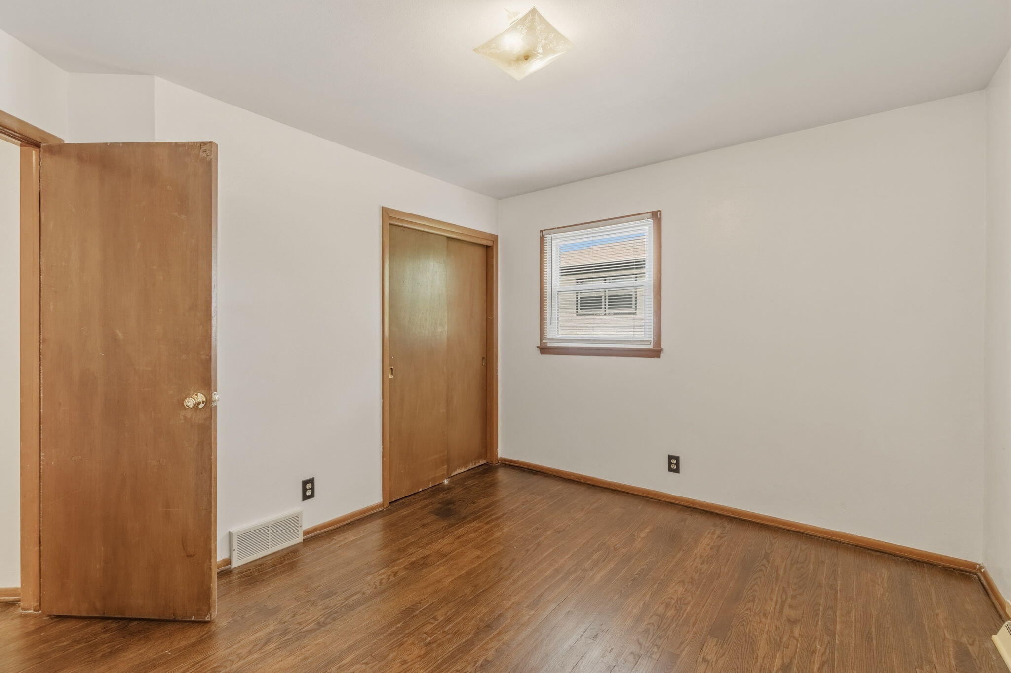 10501 West Silver Spring Drive Milwaukee, WI 53225 - Photo 32 of 57 12-web-or-mls-_DSC7849-HDR