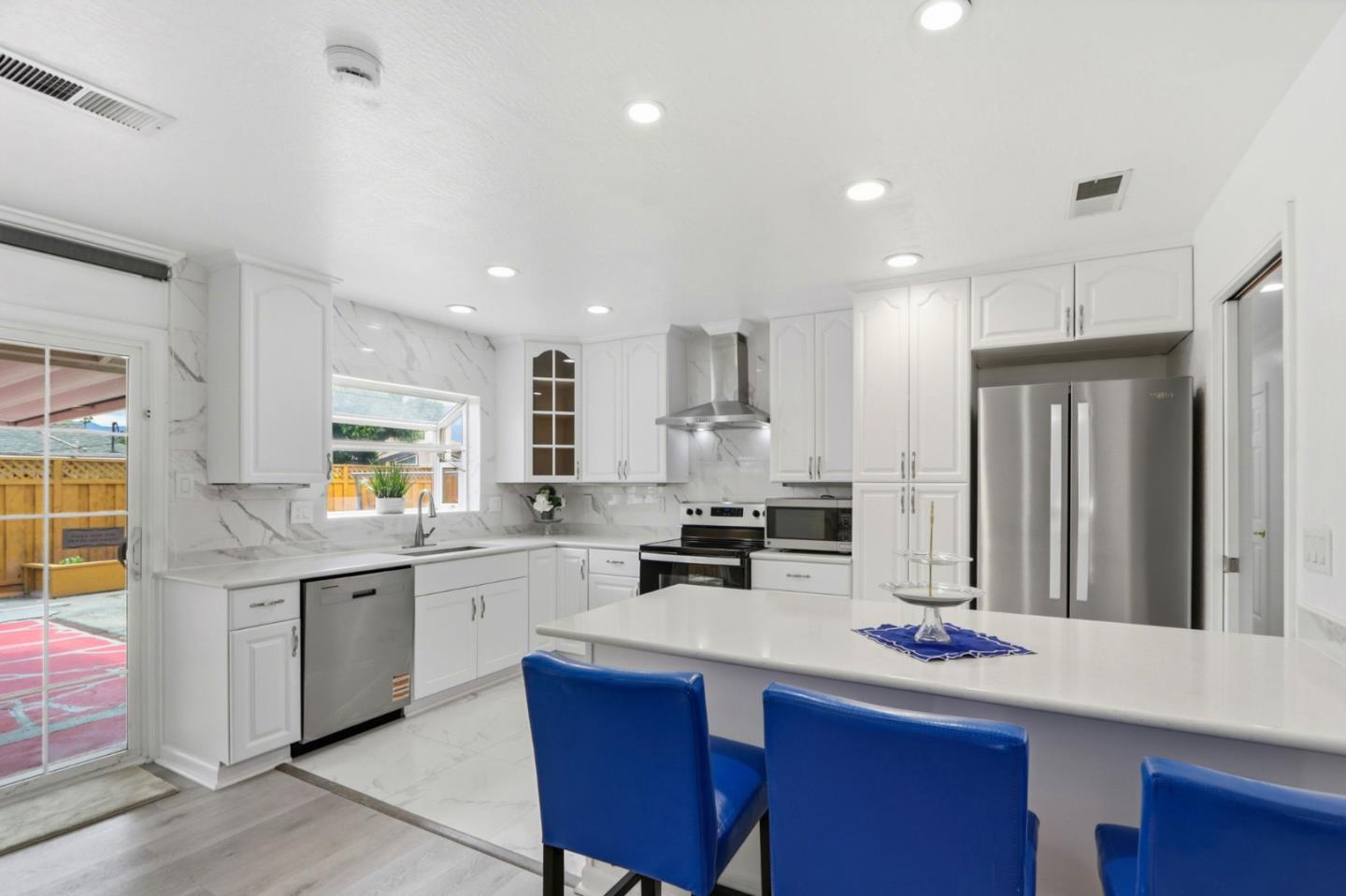 1532 Kooser Road San Jose, CA 95118 - Photo 7 of 33