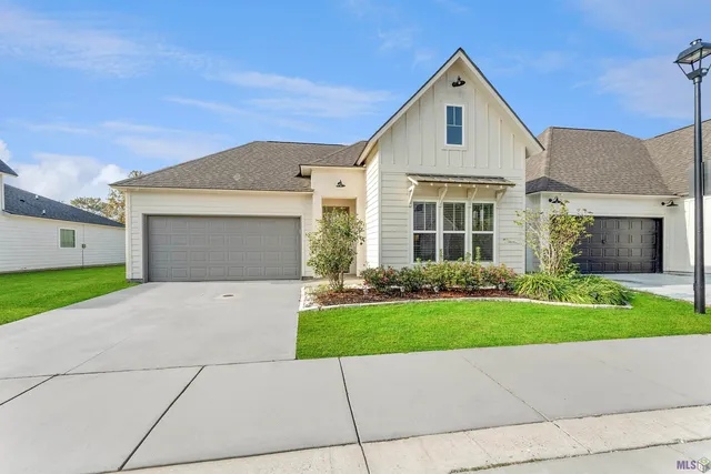 $320,000 | 8932 Southlawn Drive, Baton Rouge, LA 70810