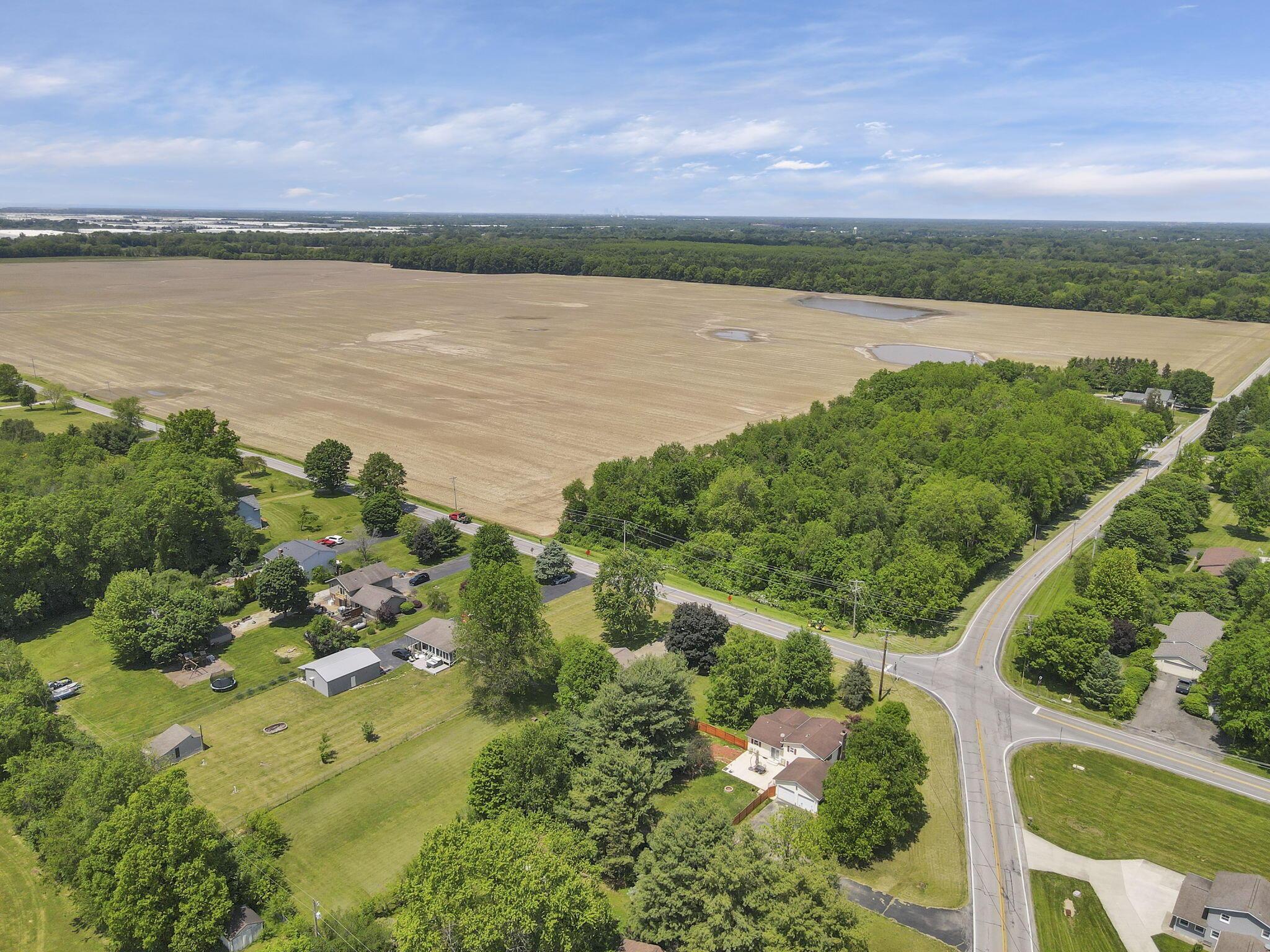 4655 Hayes Road Groveport, OH 43125 - Photo 69 of 85 71-web-or-mls-DJI_0097