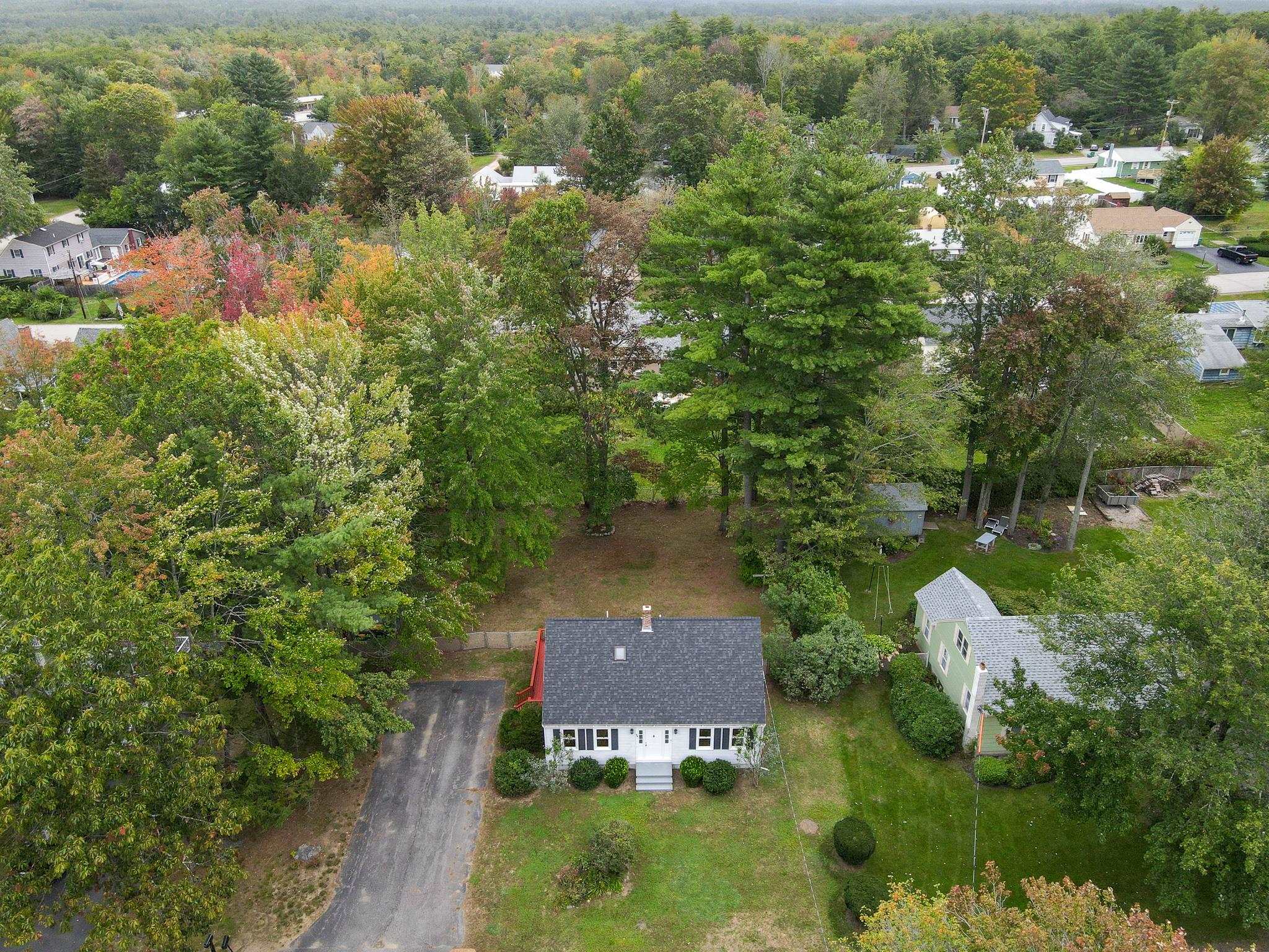 23 Vernon Avenue Rochester, NH 03867 - Photo 2 of 34