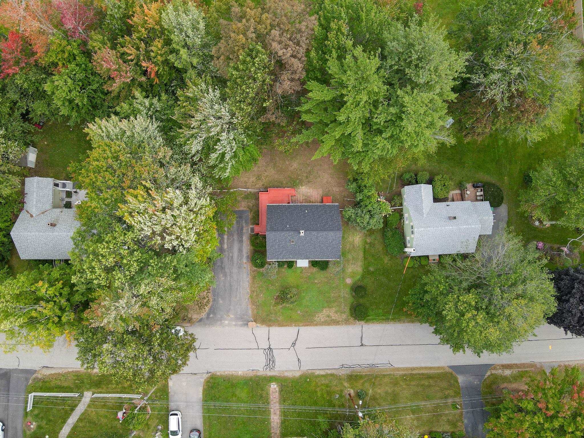 23 Vernon Avenue Rochester, NH 03867 - Photo 3 of 34
