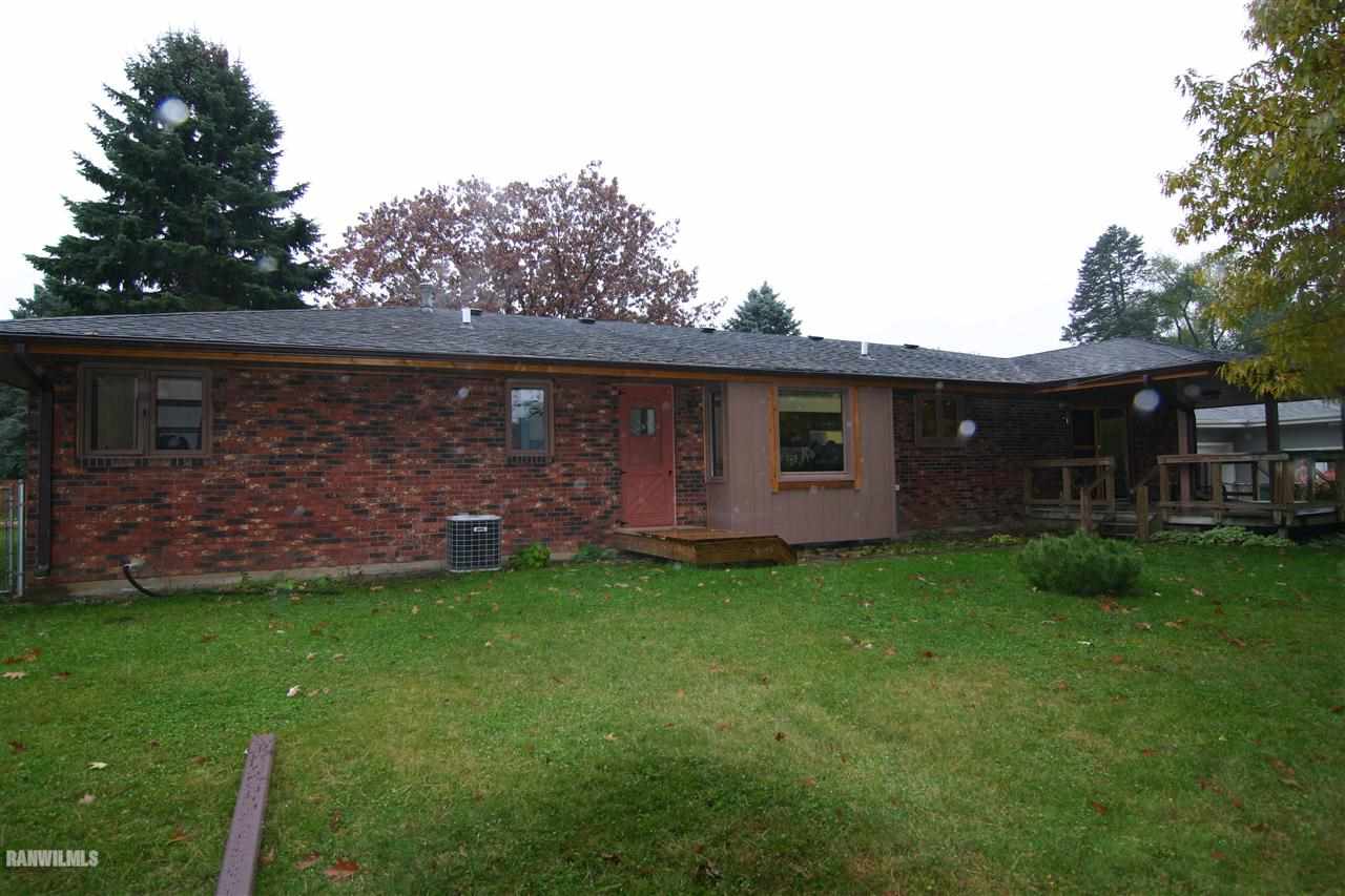 3916 Abbotsford Road Rockford, IL 61107 - Photo 2 of 20 Gallery Image 2