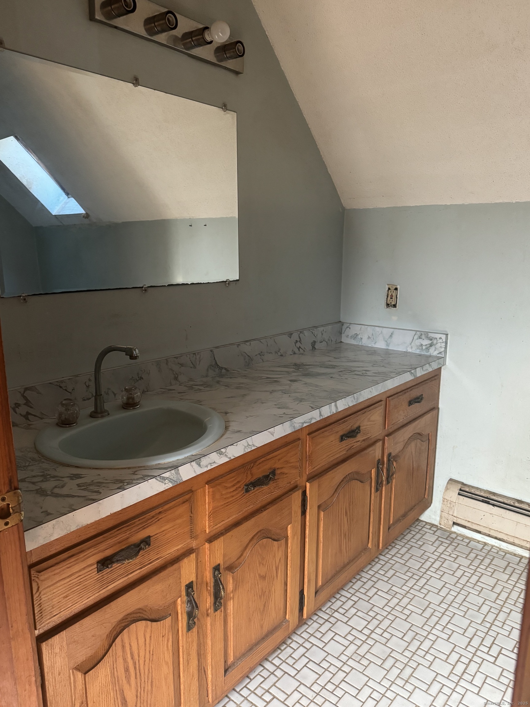 121 Gracey Road Canton, CT 06019 - Photo 14 of 19