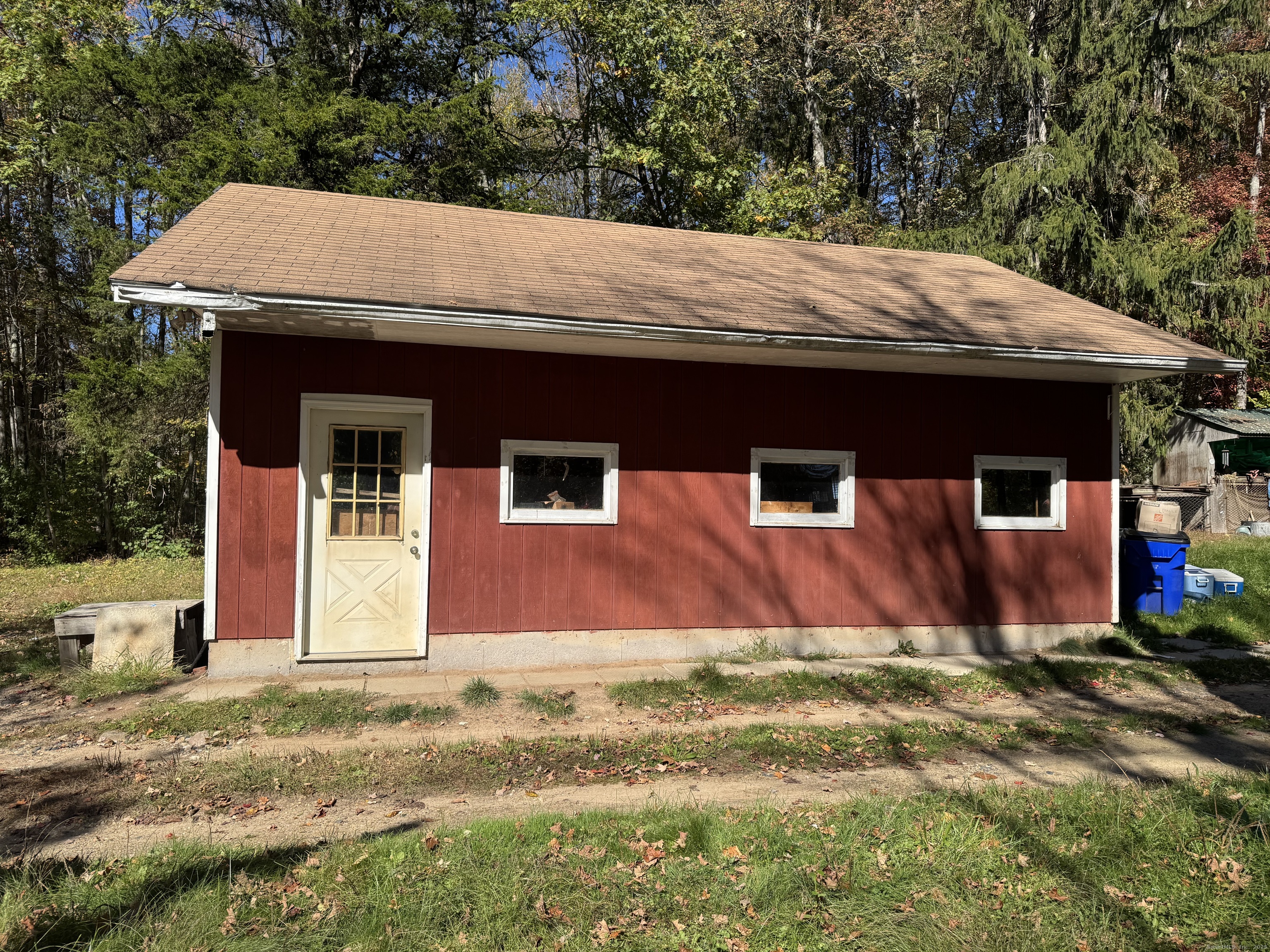 121 Gracey Road Canton, CT 06019 - Photo 5 of 19