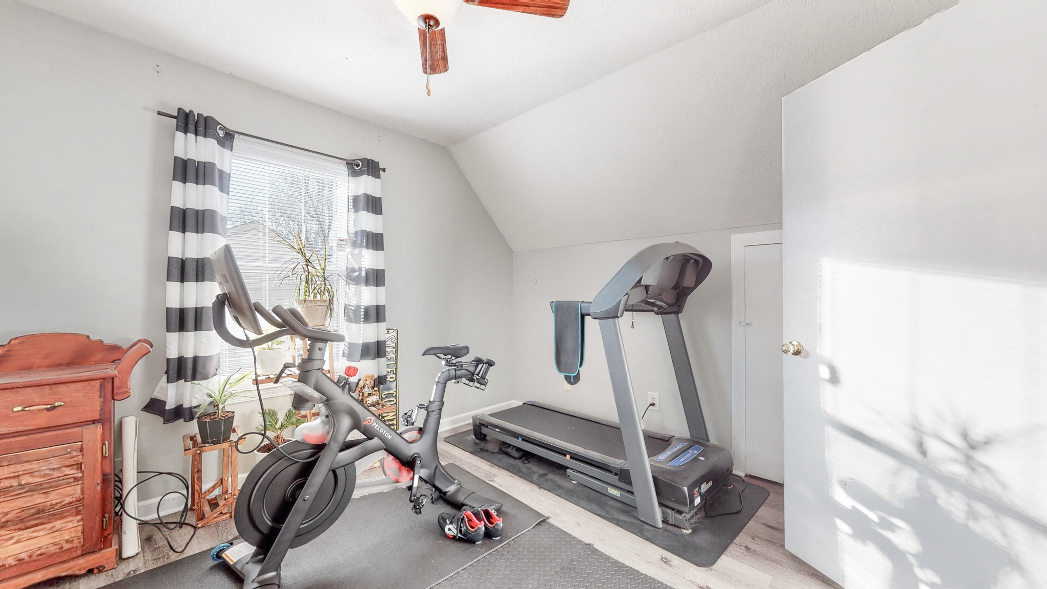 209 Dockside Court Hermitage, TN 37076 - Photo 16 of 43 a view of a room with gym equipment