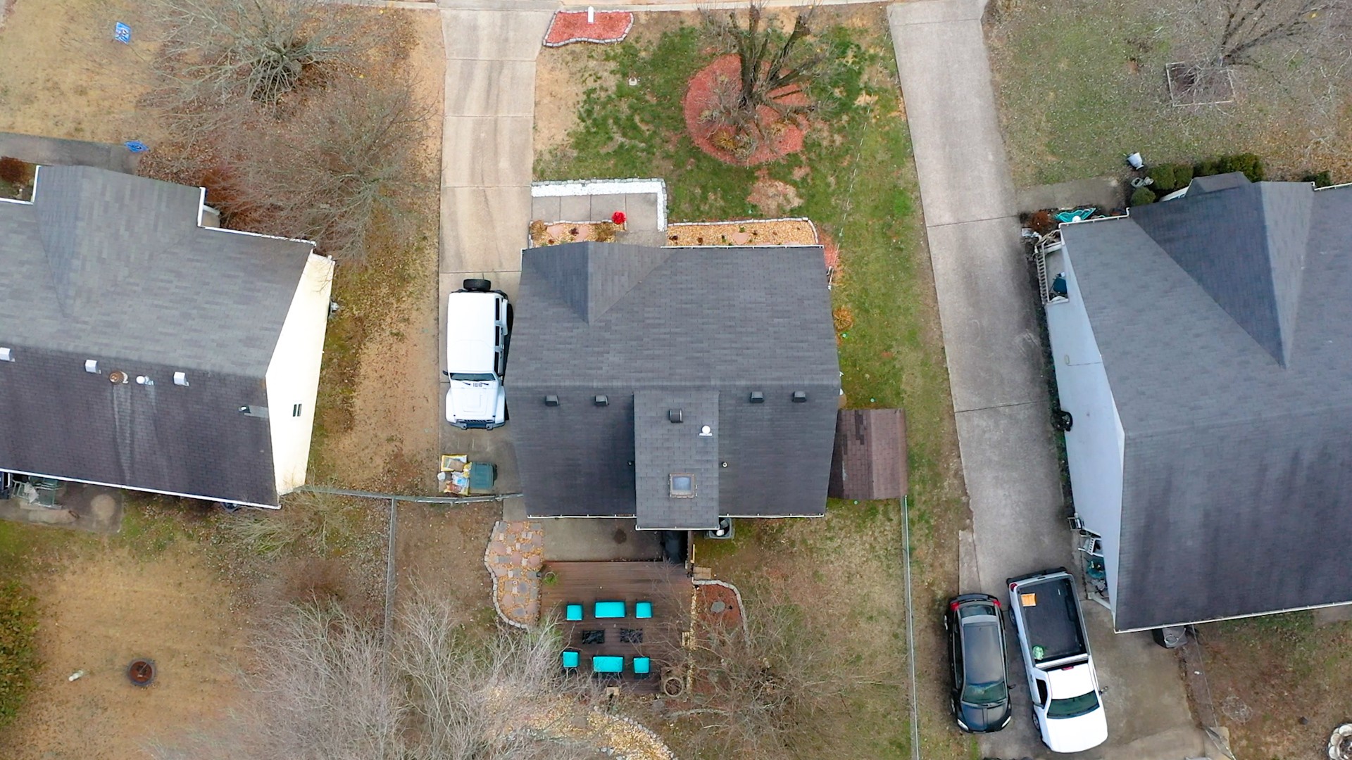 209 Dockside Court Hermitage, TN 37076 - Photo 42 of 43 an aerial view of residential houses with outdoor space