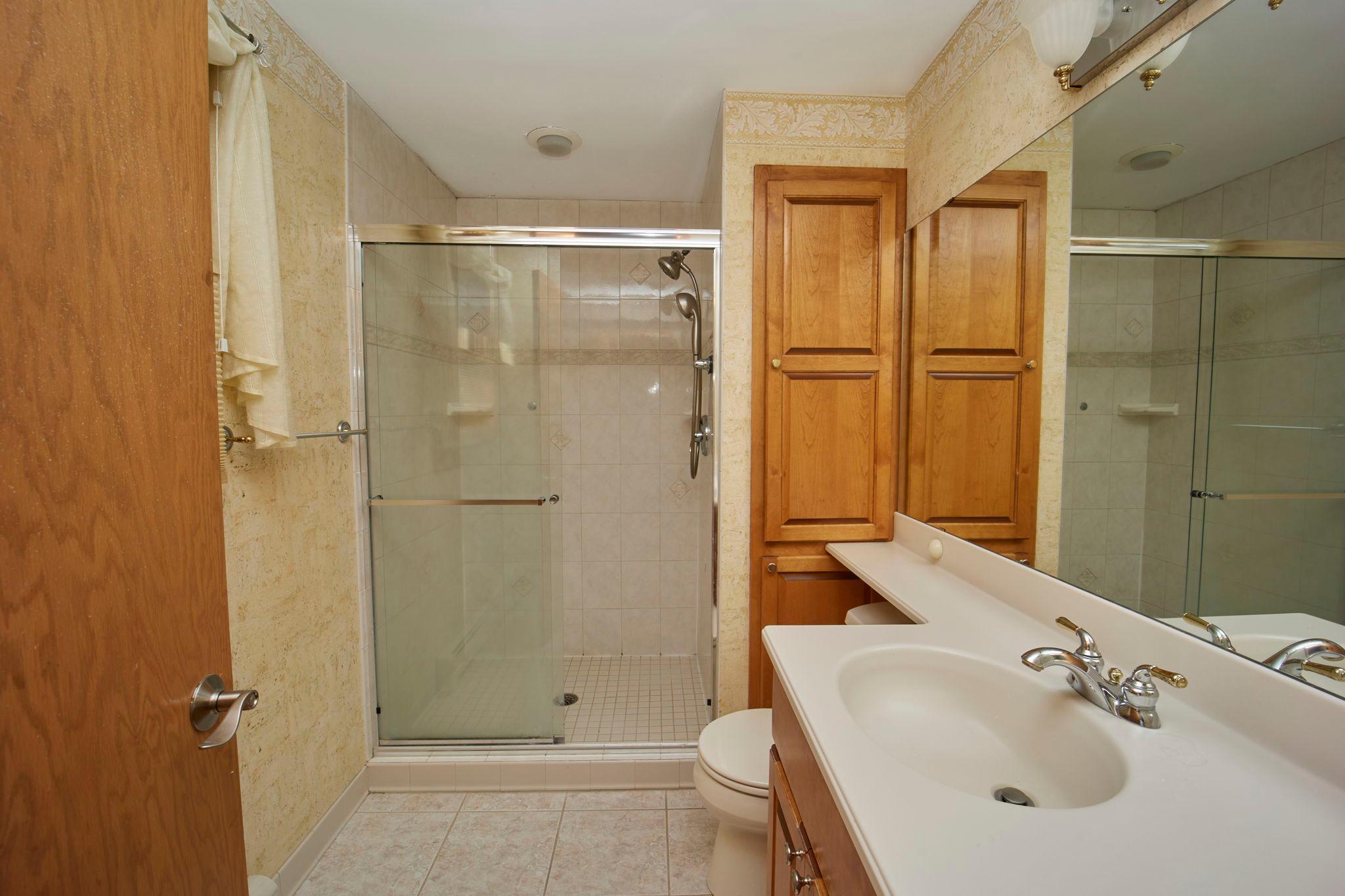 612 21st Street Northeast Rochester, MN 55906 - Photo 18 of 39