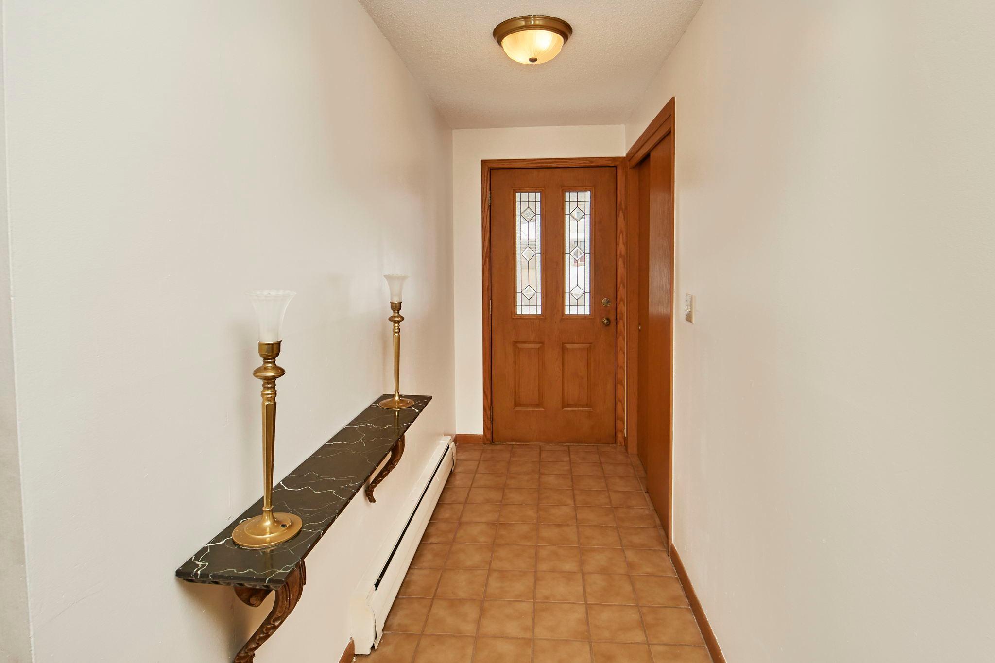 612 21st Street Northeast Rochester, MN 55906 - Photo 5 of 39