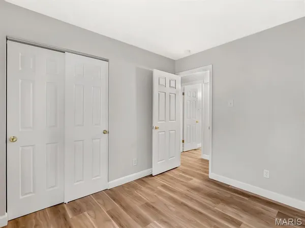 $275,000 | 708 Vanderville Drive, Fenton, MO 63026