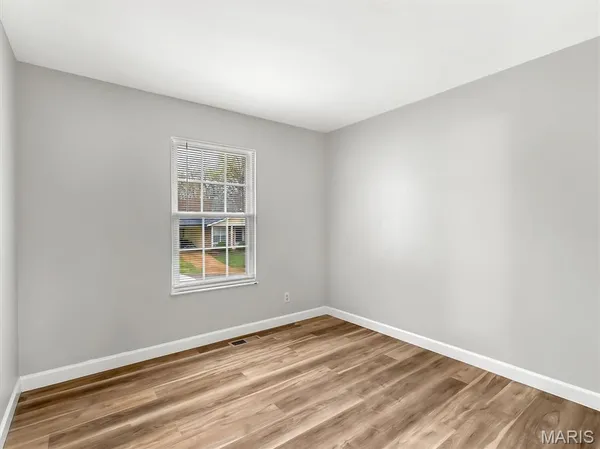 $275,000 | 708 Vanderville Drive, Fenton, MO 63026