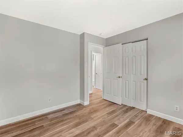 $275,000 | 708 Vanderville Drive, Fenton, MO 63026