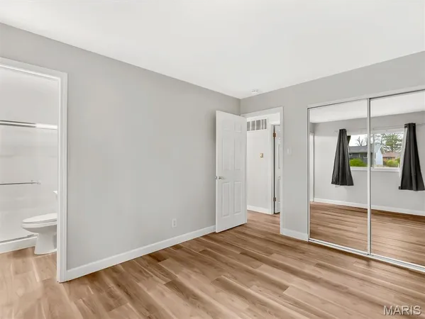 $275,000 | 708 Vanderville Drive, Fenton, MO 63026