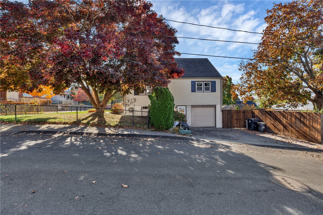 464 High Street Cumberland, RI 02864 - Photo 24 of 30