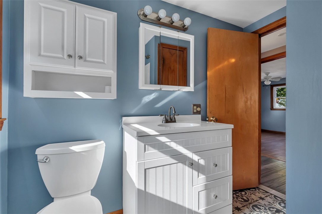 464 High Street Cumberland, RI 02864 - Photo 10 of 30