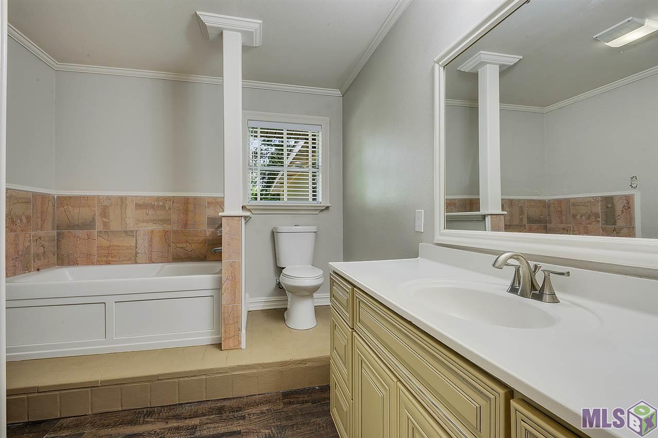 1347 Sharp Road Baton Rouge, LA 70815 - Photo 12 of 15