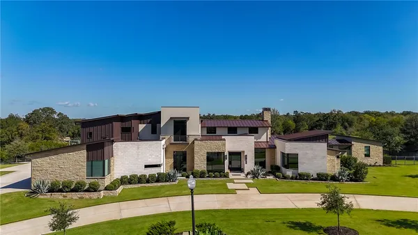 $3,739,000 | 3320 Sycamore Trail, Bryan, TX 77807