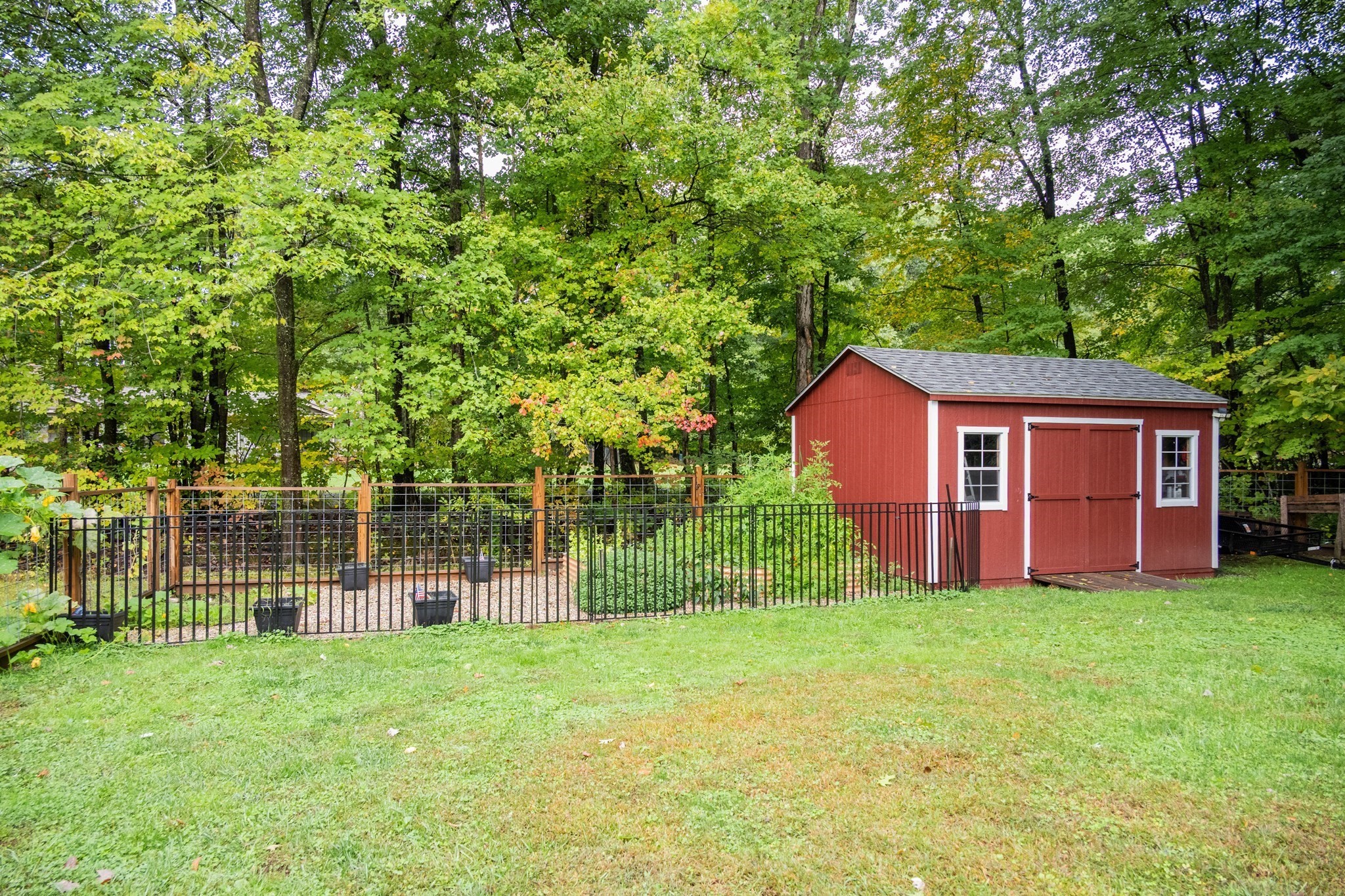 192 Vining Hill Road Southwick, MA 01077 - Photo 39 of 42 Gallery Image 39