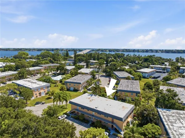 $118,975 | 2950 Southeast Ocean Boulevard, Unit 432, Stuart, FL 34996