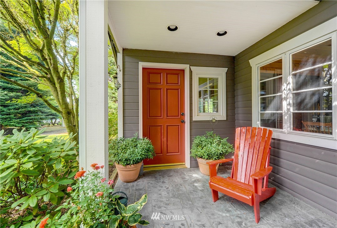 2522 240th Street Southeast Bothell, WA 98021 - Photo 5 of 25