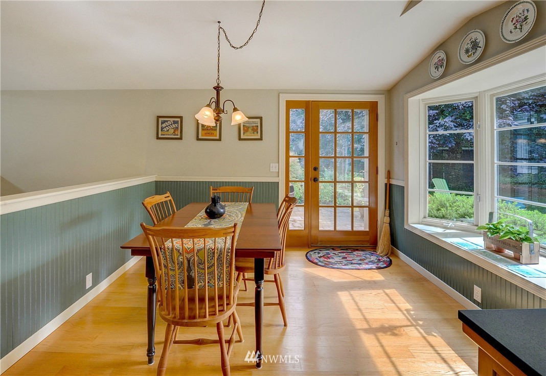 2522 240th Street Southeast Bothell, WA 98021 - Photo 8 of 25