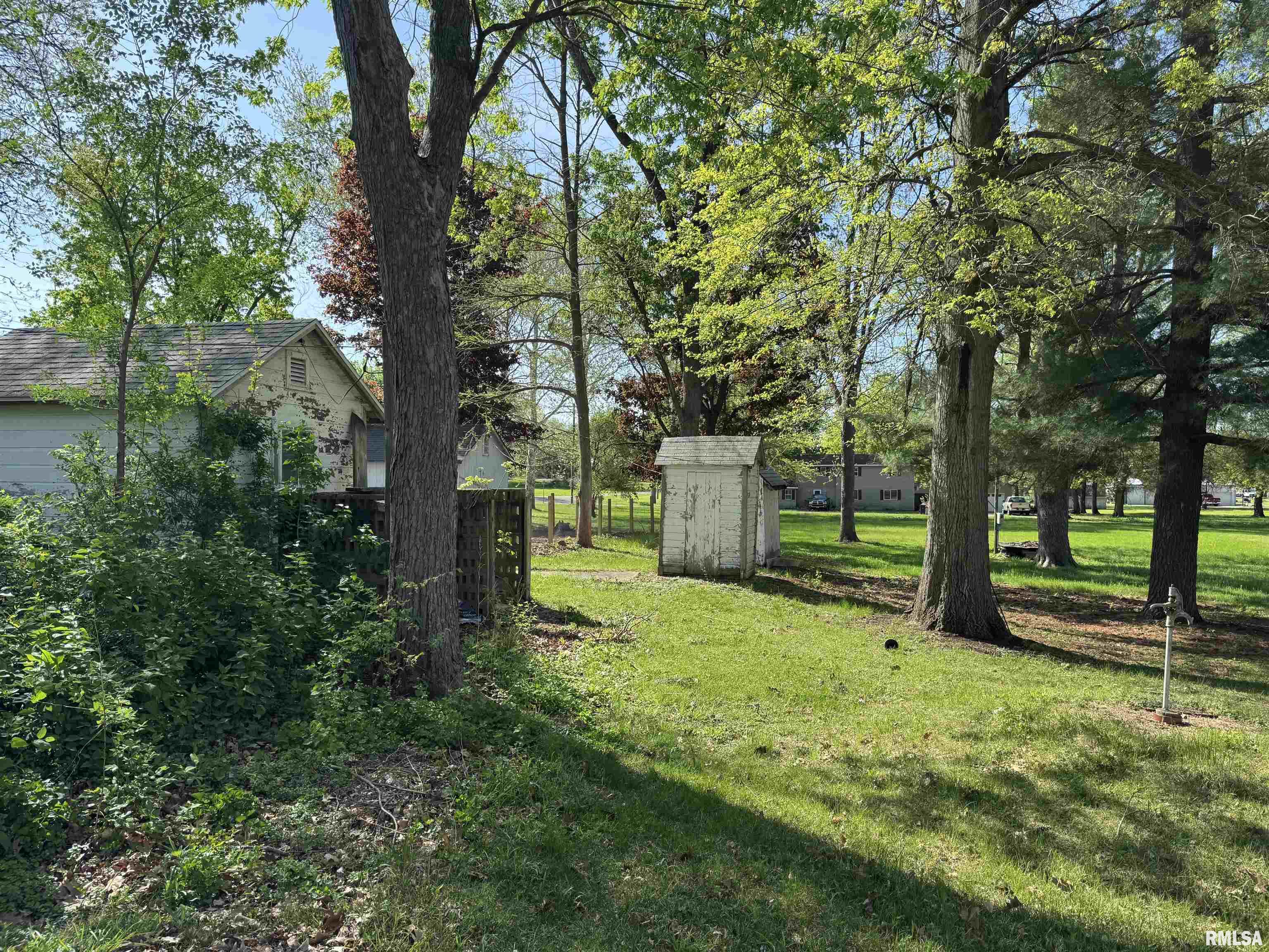 304 North Market Street Topeka, IL 61567 - Photo 11 of 26