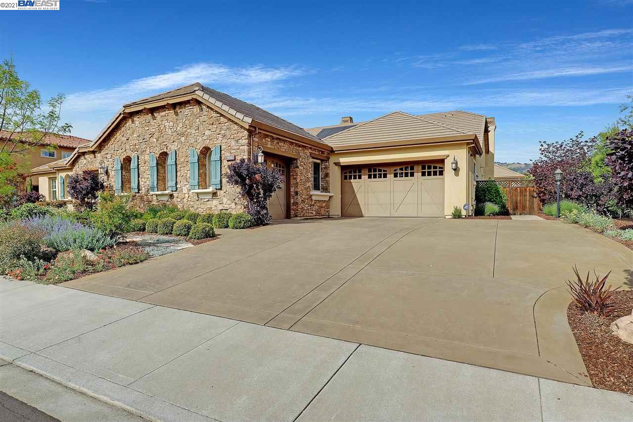 916 Matadera Way Danville, CA 94526 - Photo 2 of 40