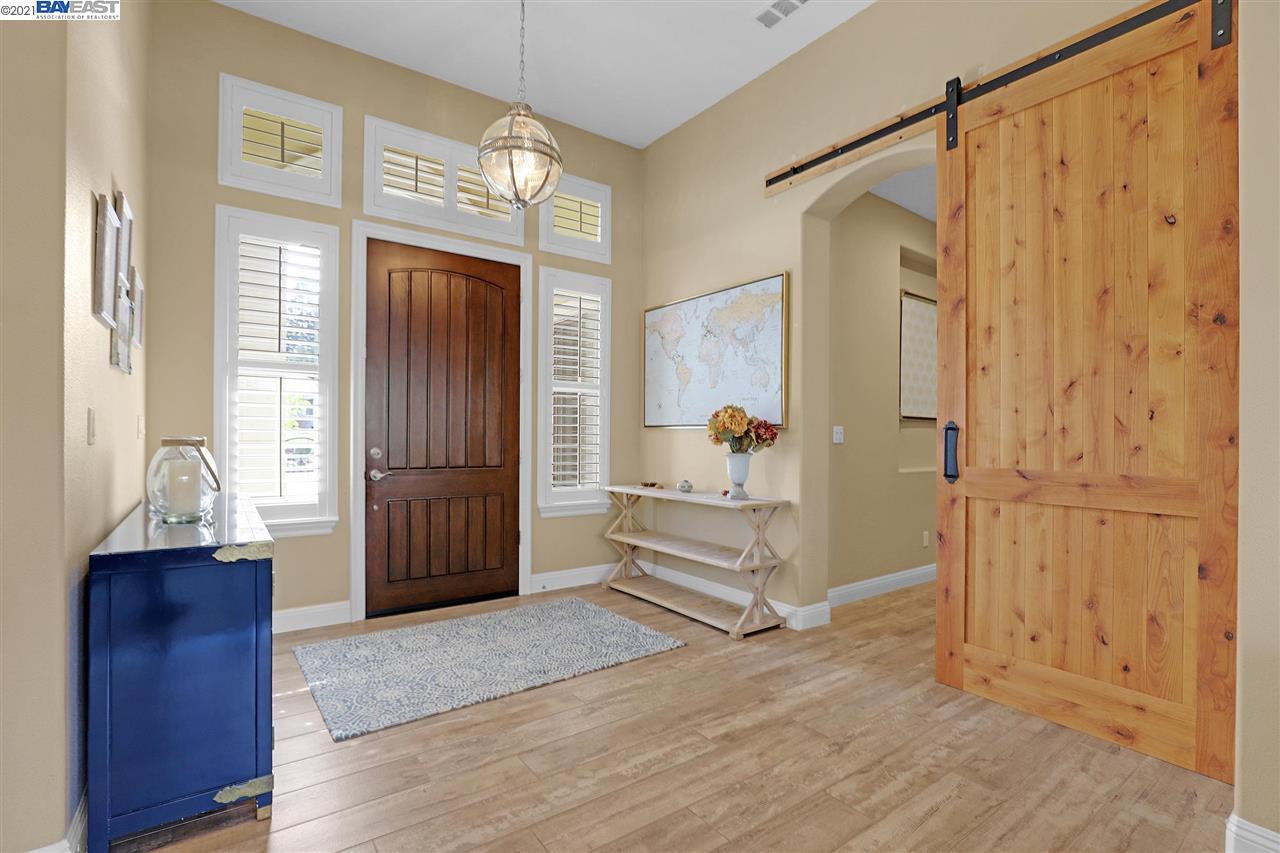 916 Matadera Way Danville, CA 94526 - Photo 11 of 40