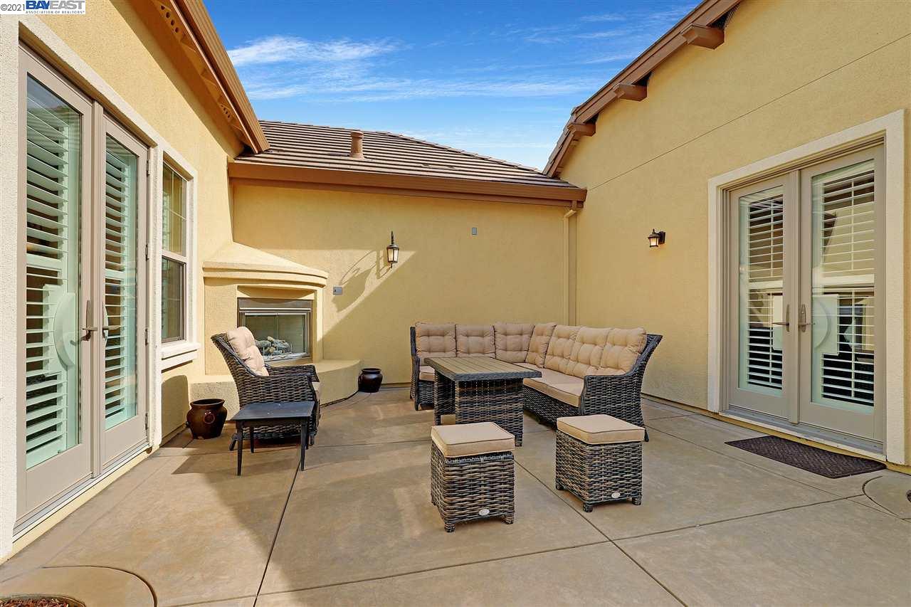 916 Matadera Way Danville, CA 94526 - Photo 6 of 40