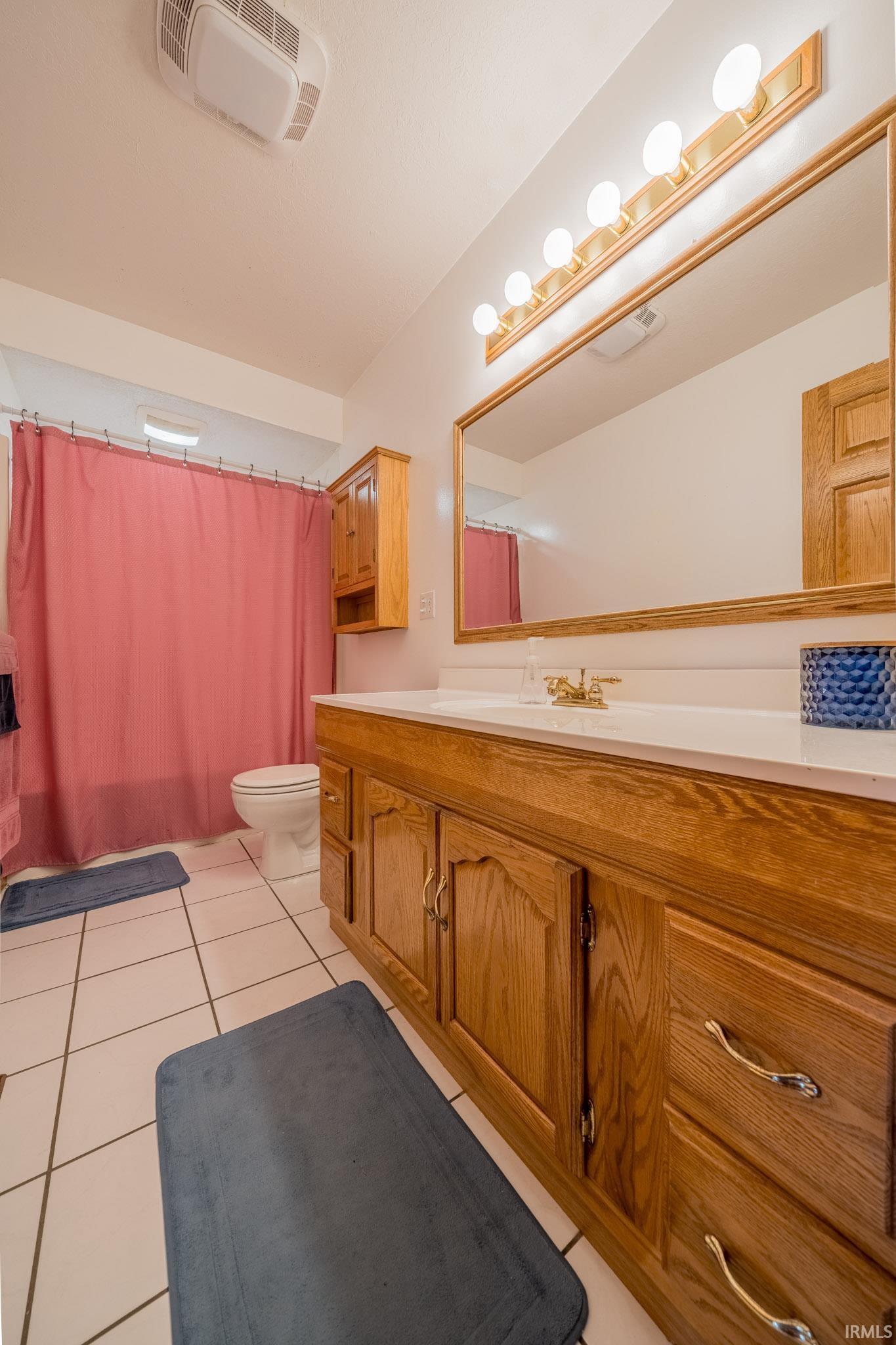 628 Wes Way Sweetser, IN 46987 - Photo 19 of 36