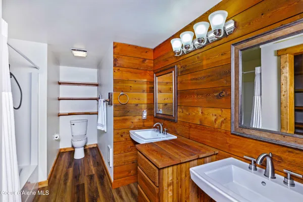 $799,000 | 1205 Wooded Acres Drive, Sagle, ID 83860